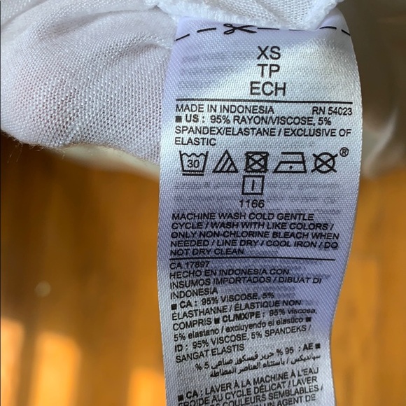 OLD NAVY•BLOUSE, Size XS, NWT - Picture 5 of 5